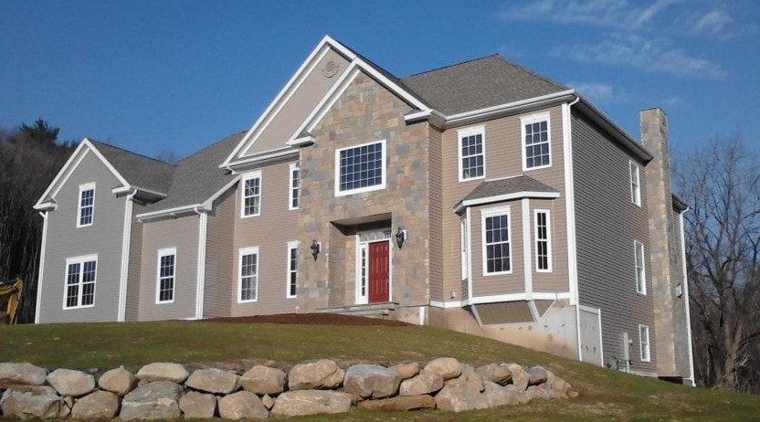 Avon Colonial